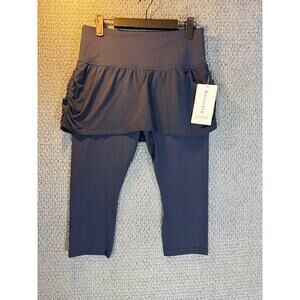 Athleta Elation 2 In 1 Skirt / Pant Capri Length Black Medium NWT